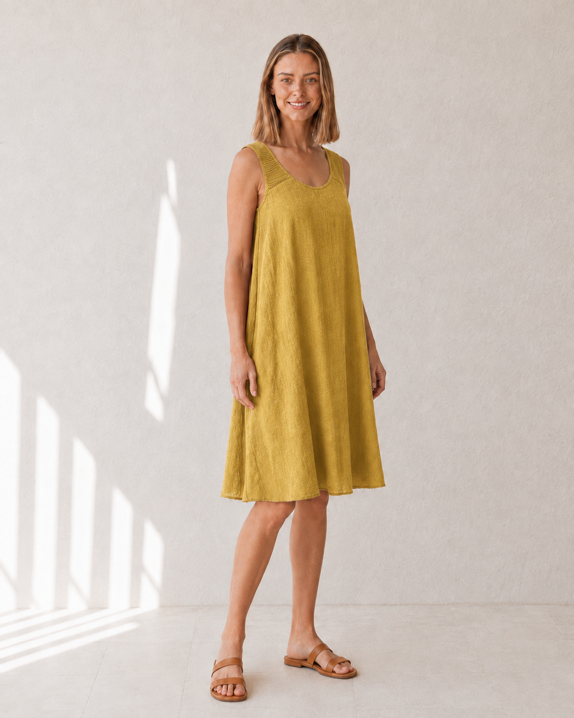 VESTIDO LISO EG-MOSTAZA