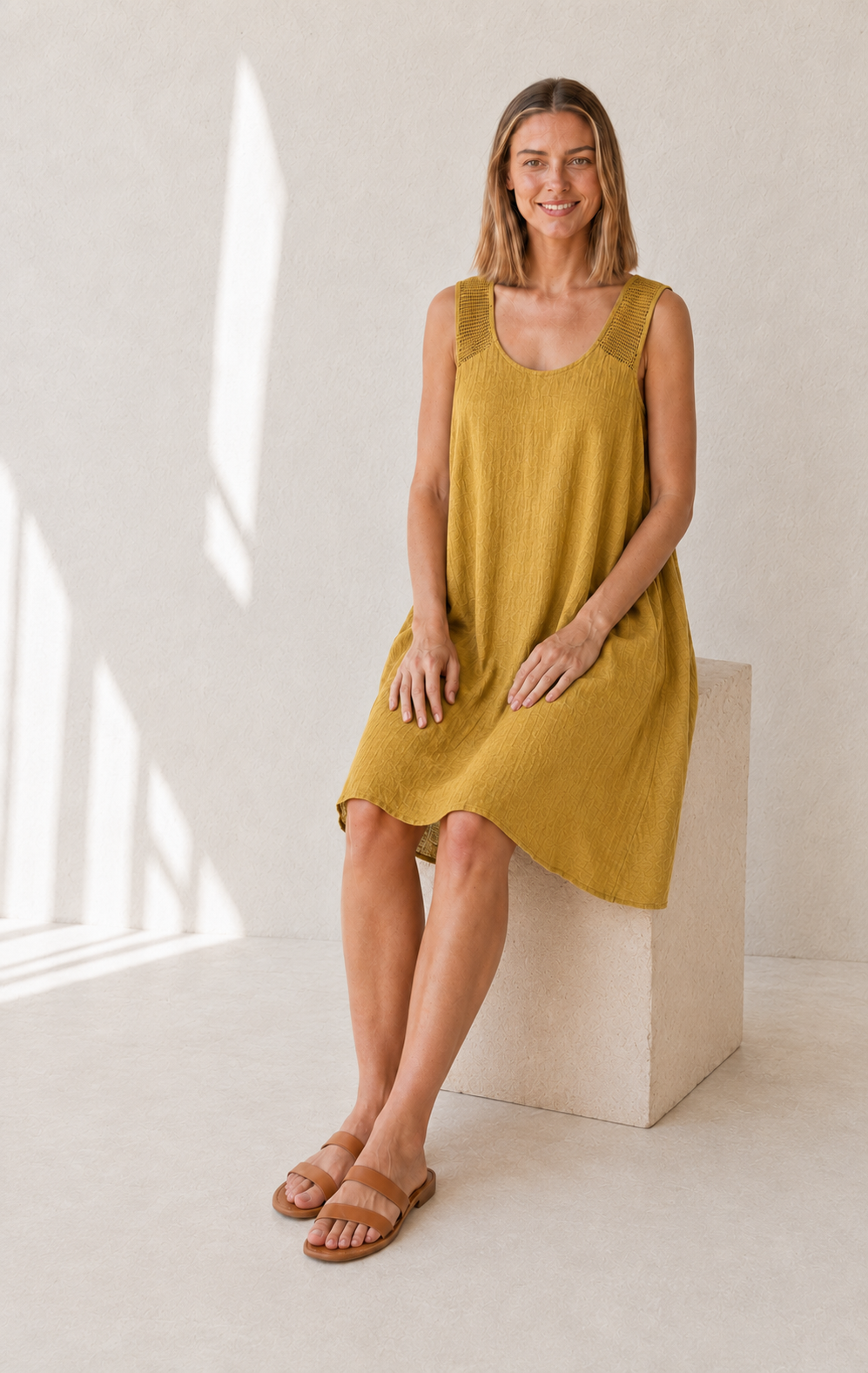 VESTIDO LISO EG-MOSTAZA