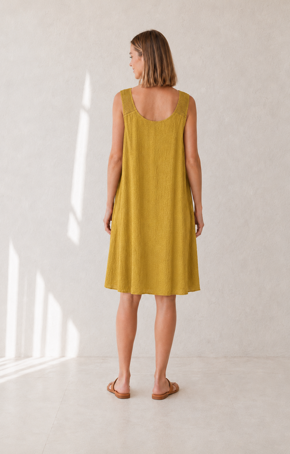 VESTIDO LISO EG-MOSTAZA