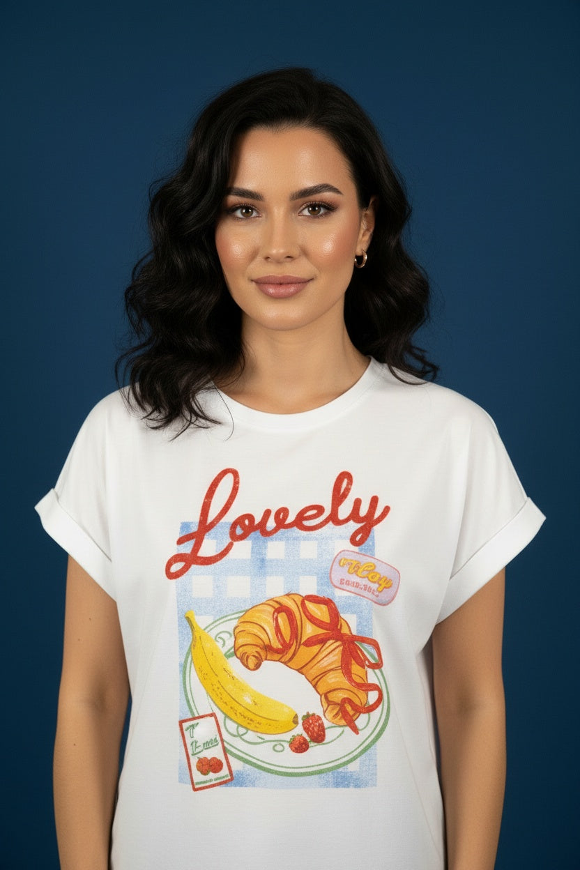 CAMISETA LOVELY
