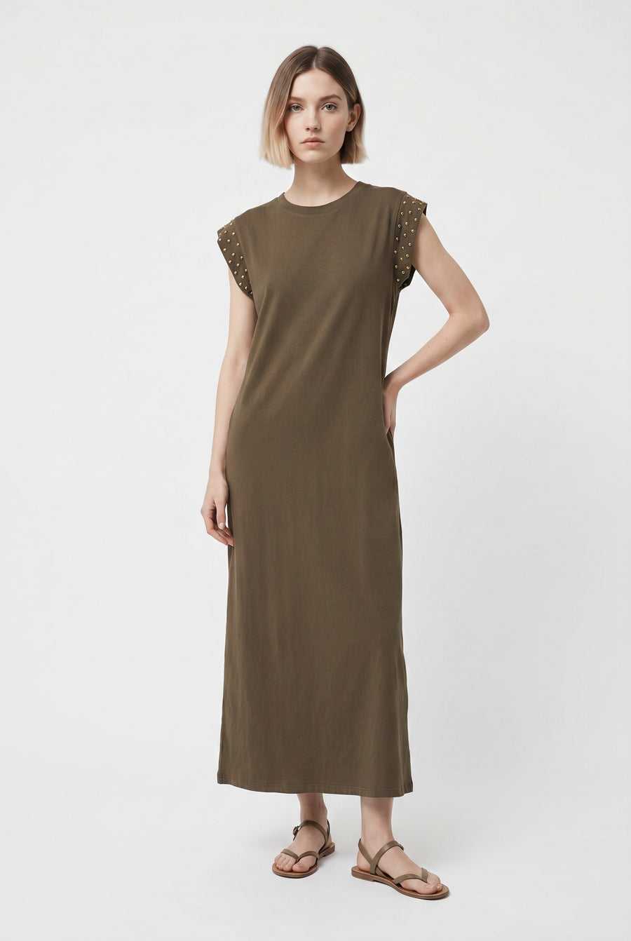 VESTIDO DE ALGODÓN TACHUELAS MARRÓN