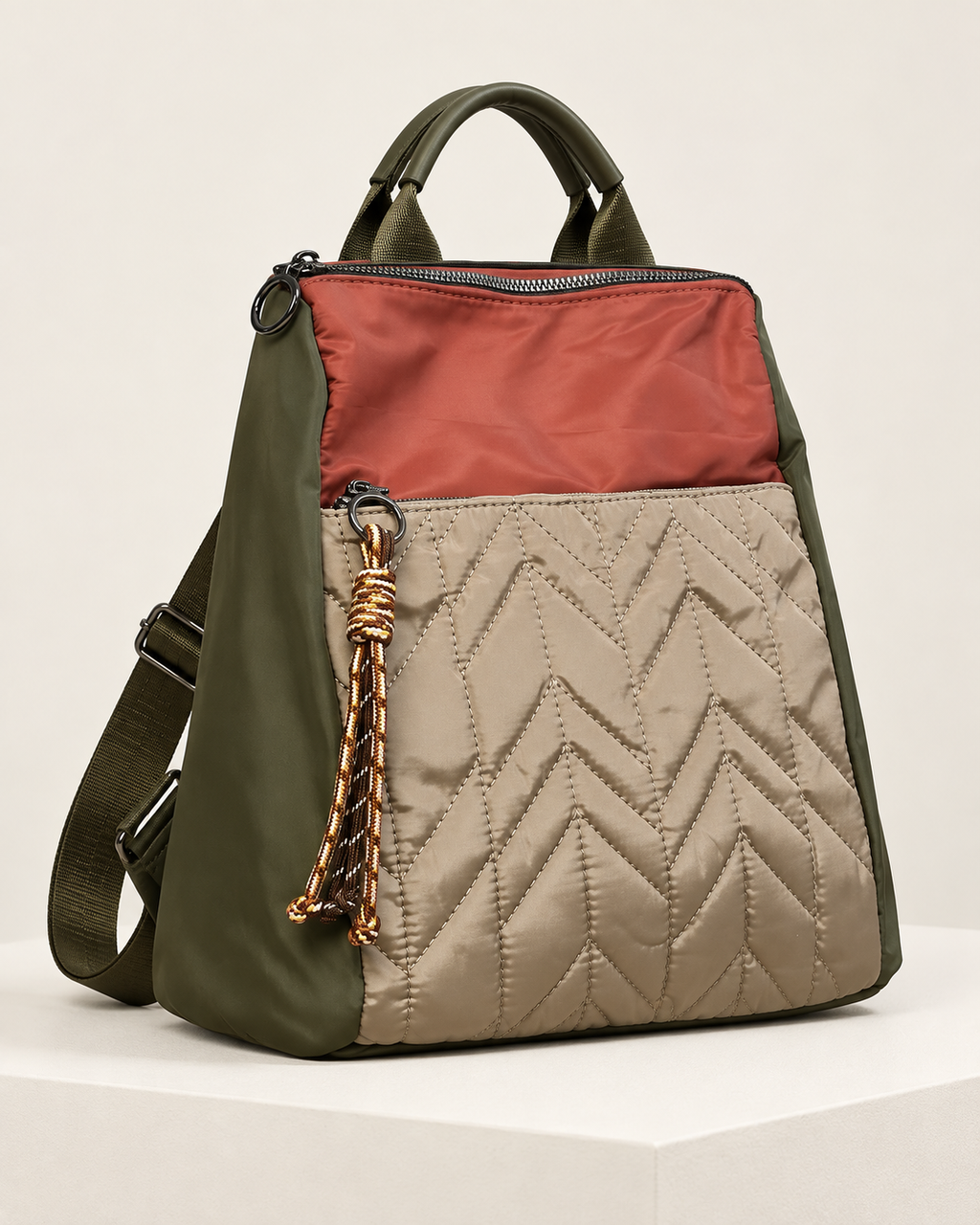 MOCHILA ACOLCHADA COMB- VERDE