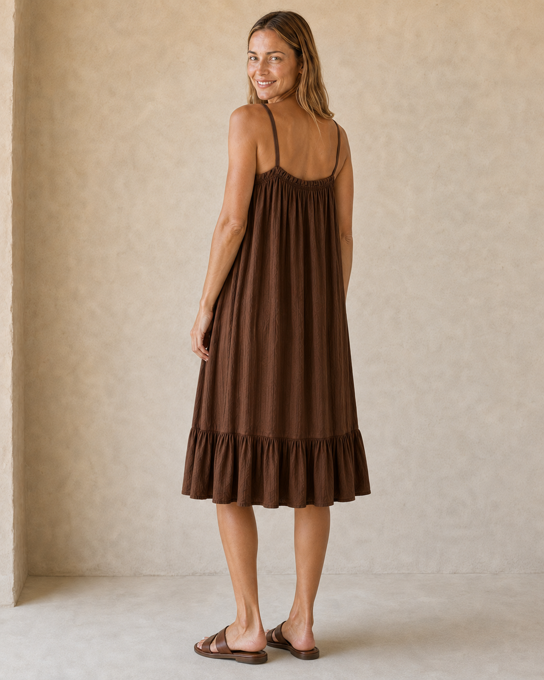 VESTIDO TIRANTE-MARRÓN