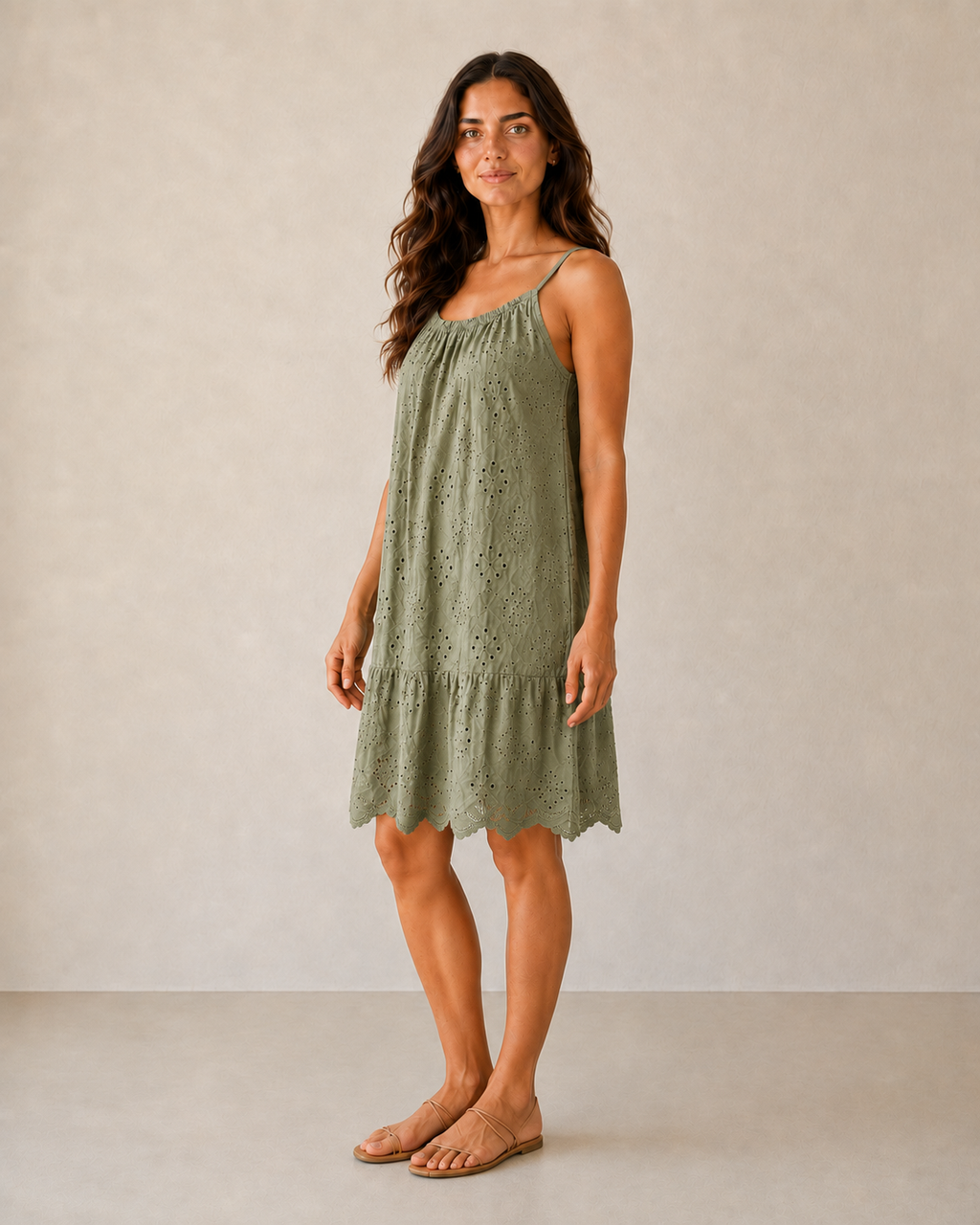 VESTIDO TROQUELADO-KHAKI
